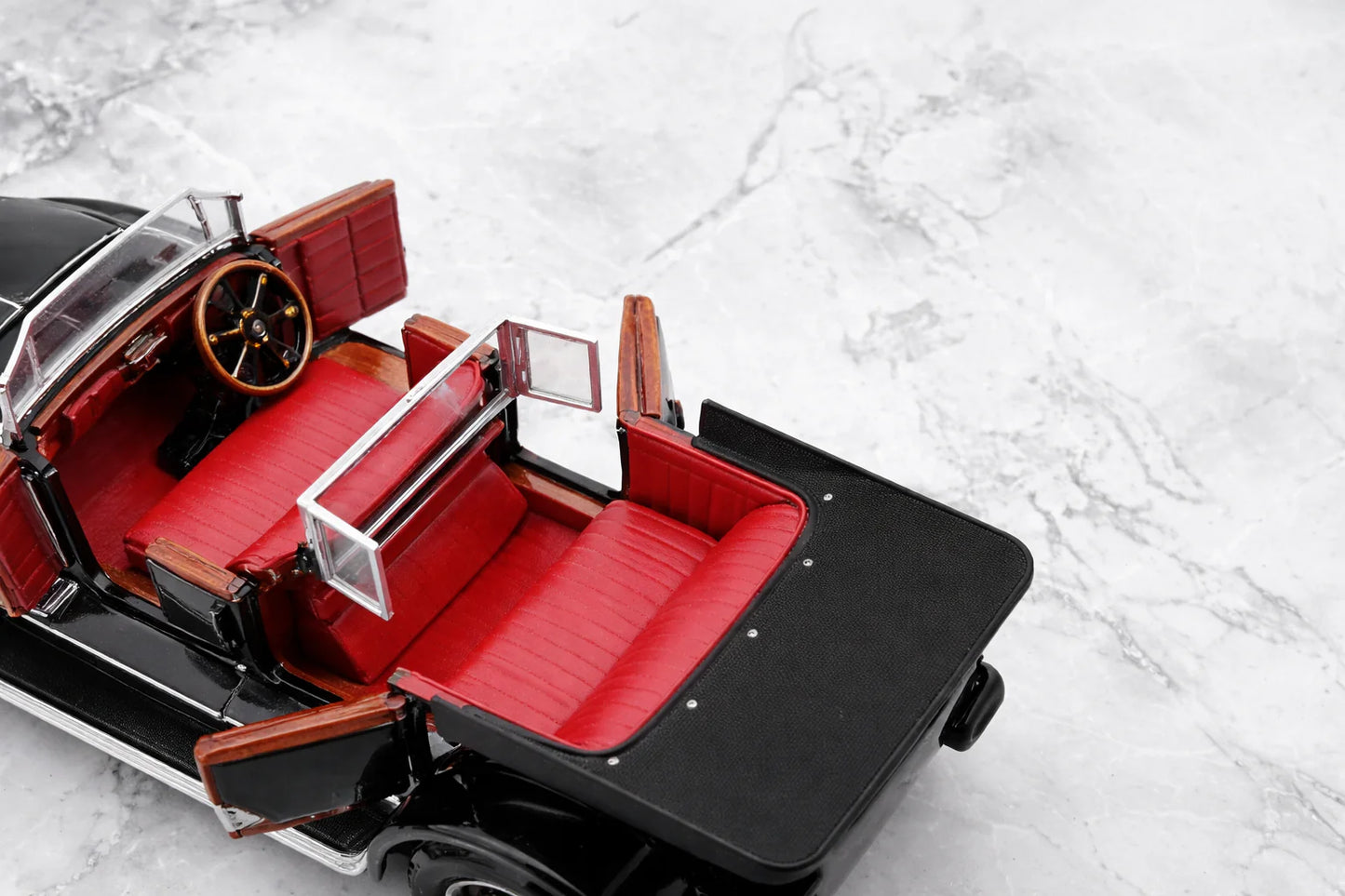 Rolls-Royce Phantom Genera Tion (Vintage 1925) Diecast Scale Model Car