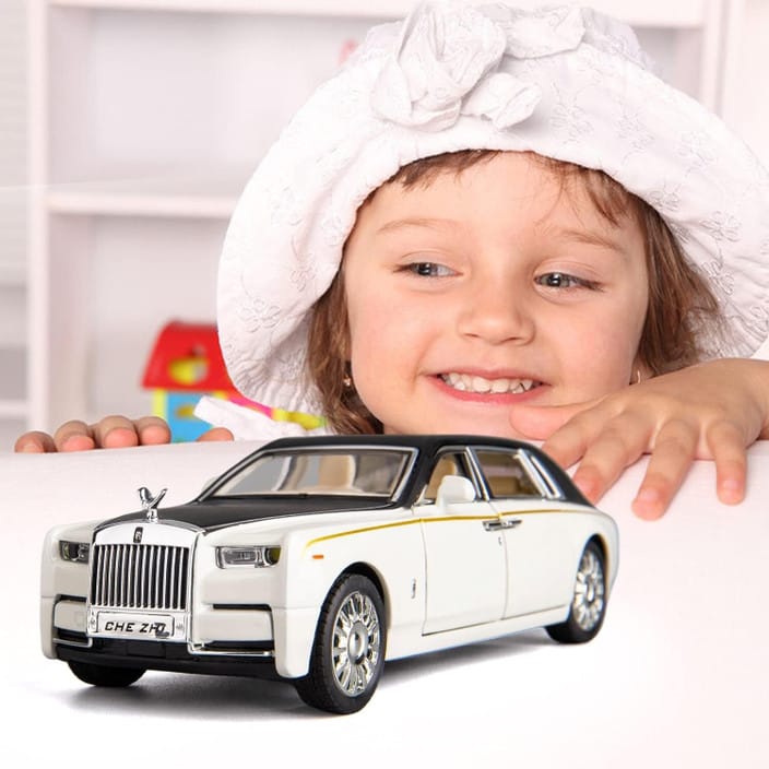 Rolls Royce Phantom Diecast Scale Model Car