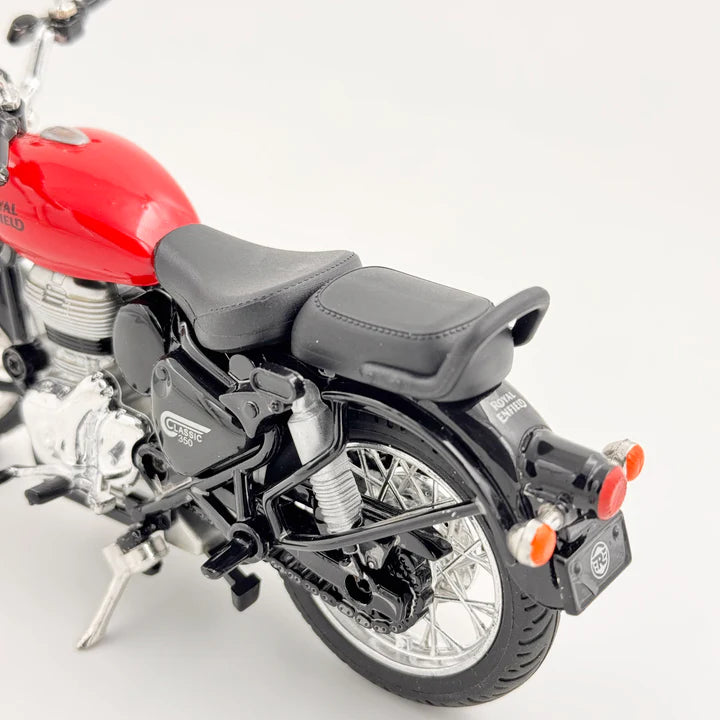 Royal Enfield Classic 350 Diecast Scale Model Bike